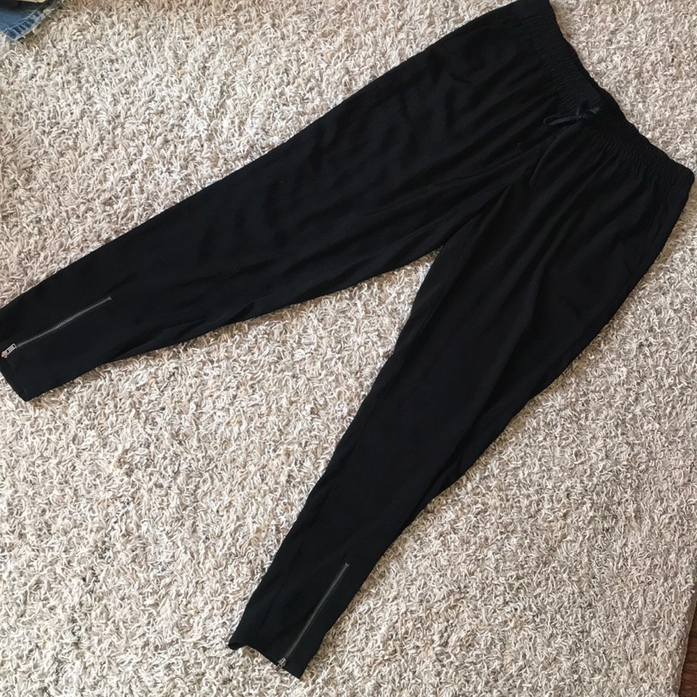 Leith Black pants drawstring waist ankle zip